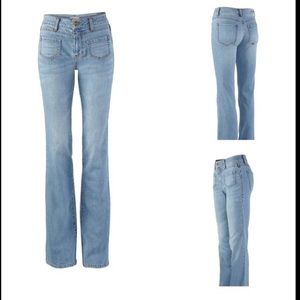 CAbi Malibu Flare Jeans size 2 spring light wash